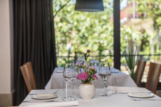 Rooms & Restaurant Matanovi Dvori Sukošan Eksteriør billede