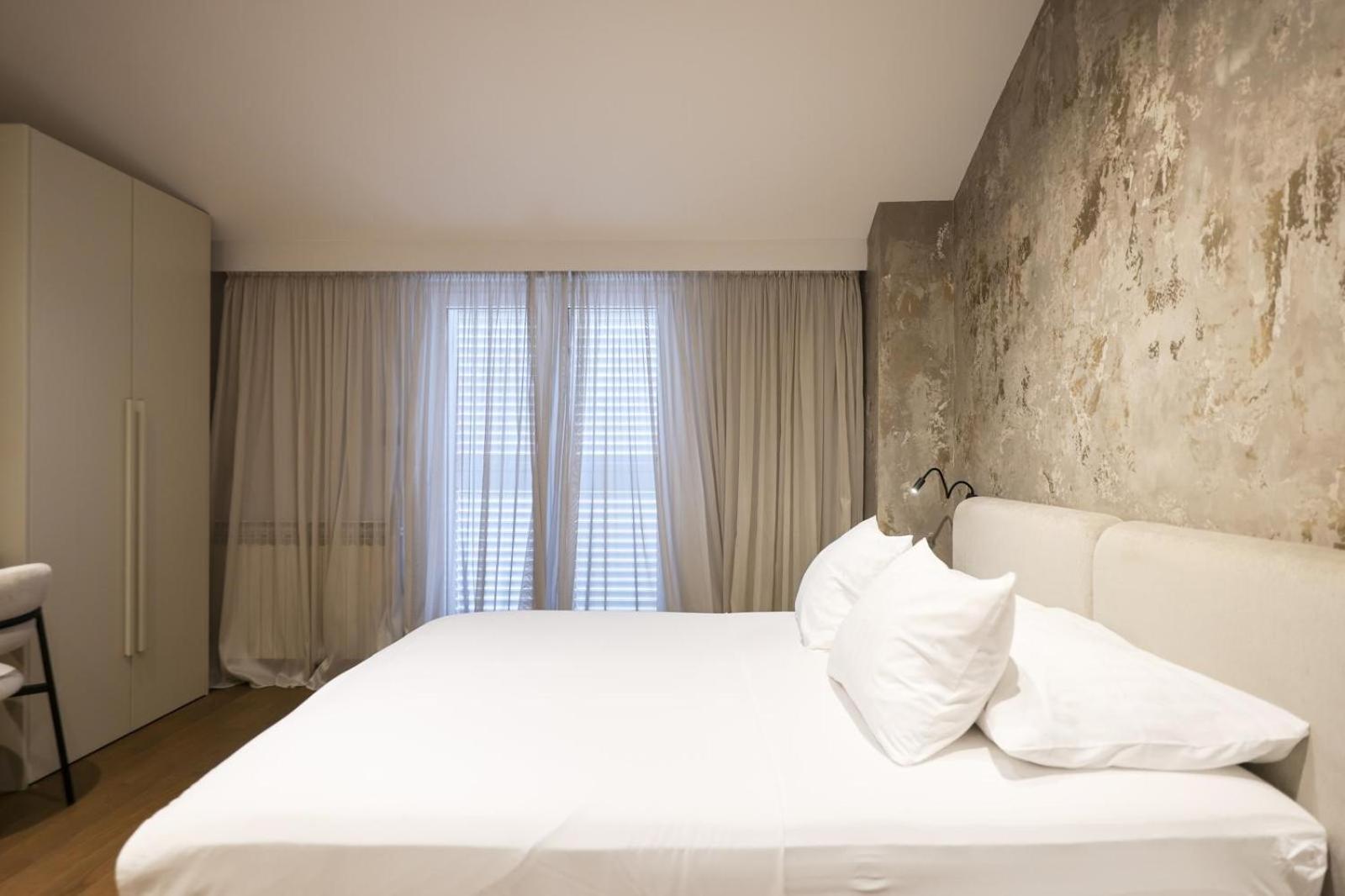 Rooms & Restaurant Matanovi Dvori Sukošan Eksteriør billede